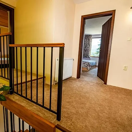 Villa хепи Apriltsi (Lovech)