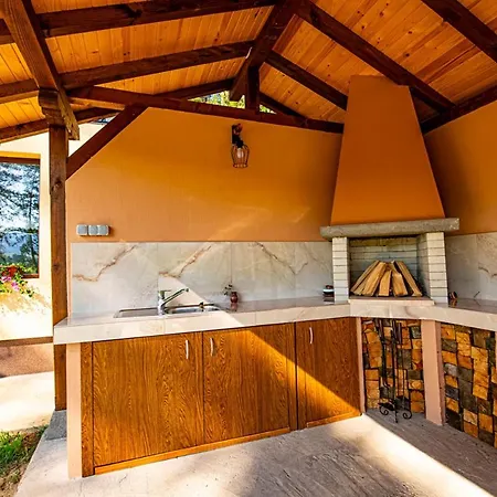 хепи Villa Apriltsi (Lovech)