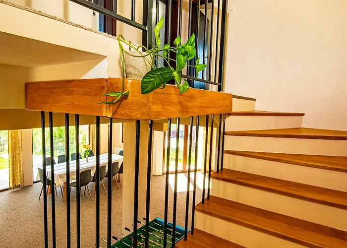 хепи * Априлци